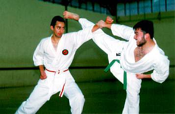 Mawashi Geri at Universidad de Concepción
